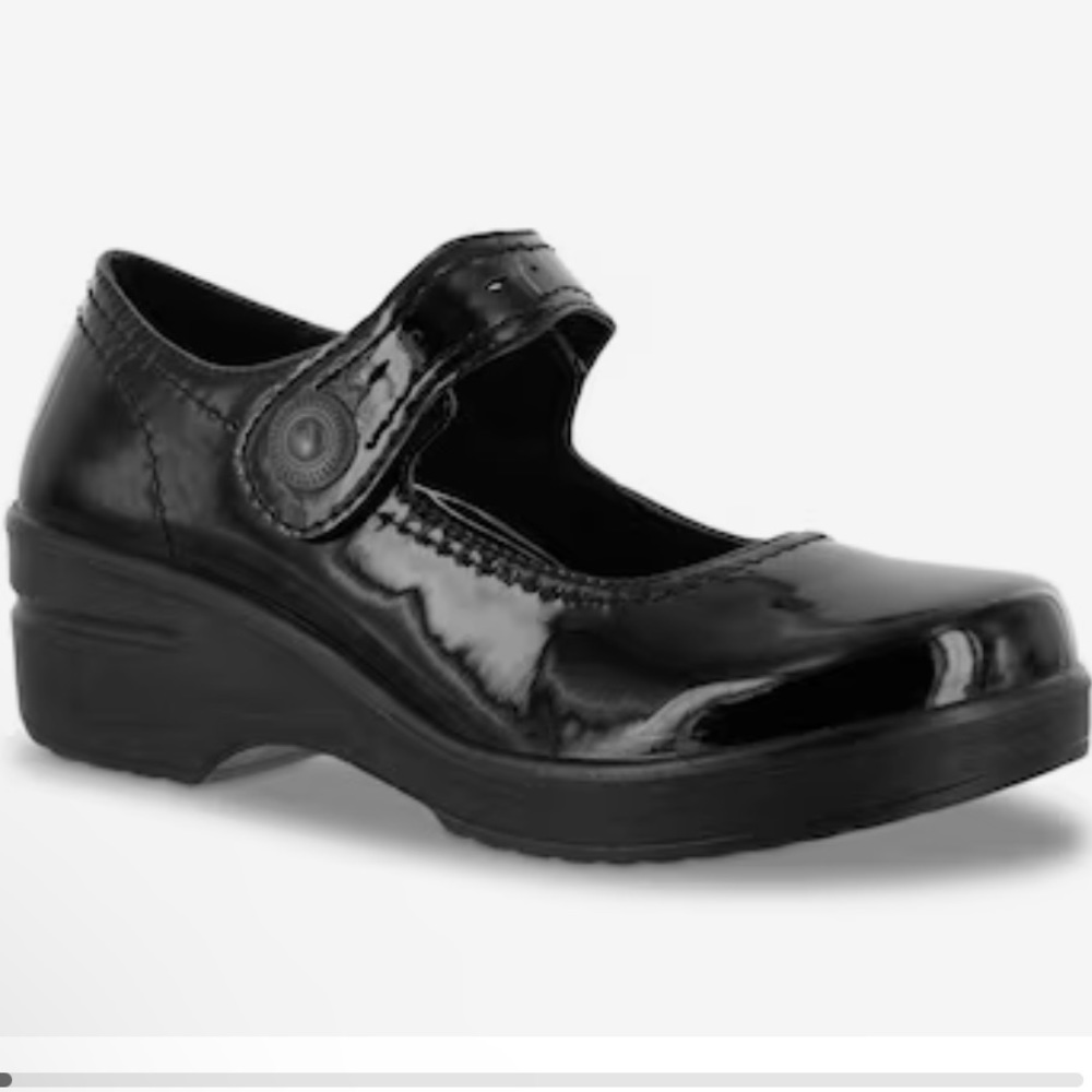 NWOT 8 1/2. Easy Works By Easy Street Letsee Mary Jane Work Shoe